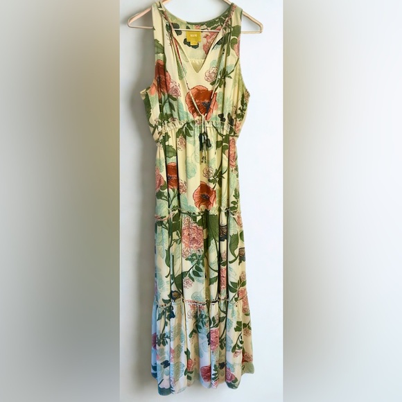 Maeve Dresses & Skirts - Anthropologie Maeve Maravilla Tiered Maxim Dress Size 6 Floral Print Cream Green